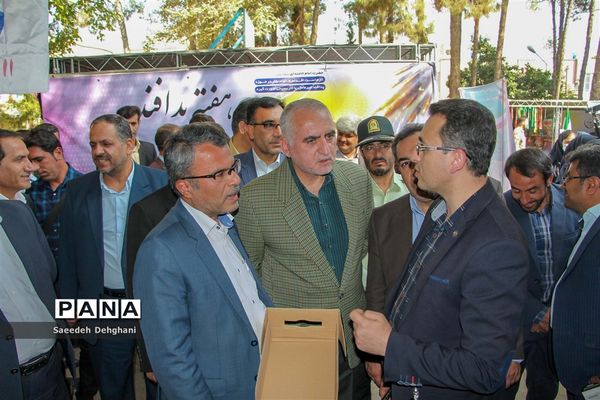 آیین استانی گرامیداشت هفته پدافند غیرعامل در مدارس فارس