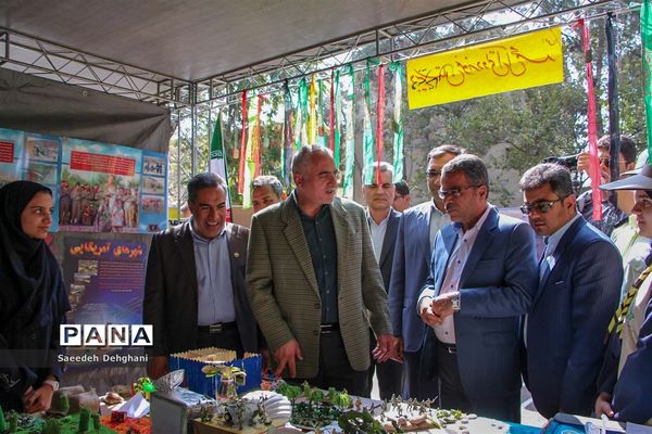 آیین استانی گرامیداشت هفته پدافند غیرعامل در مدارس فارس