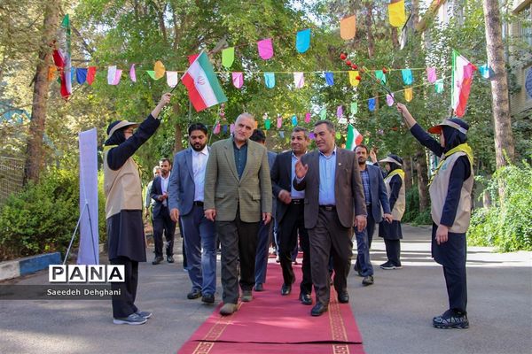 آیین استانی گرامیداشت هفته پدافند غیرعامل در مدارس فارس