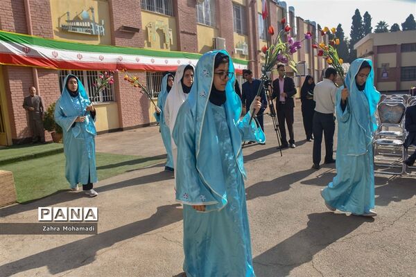 آیین استانی گرامیداشت هفته پدافند غیرعامل در مدارس فارس