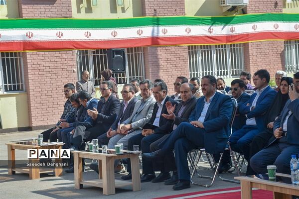 آیین استانی گرامیداشت هفته پدافند غیرعامل در مدارس فارس