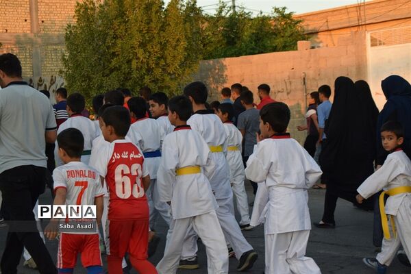 همایش بزرگ پیاده‌روی خانوادگی در گله‌دار