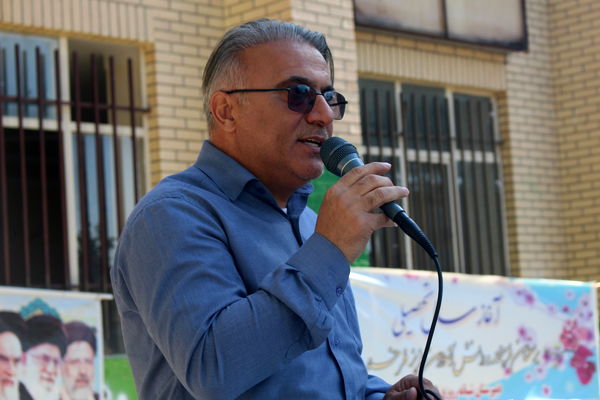 گرامیداشت هفته دفاع مقدس در مدرسه نخبگان عشایر گنجه‌ای یاسوج