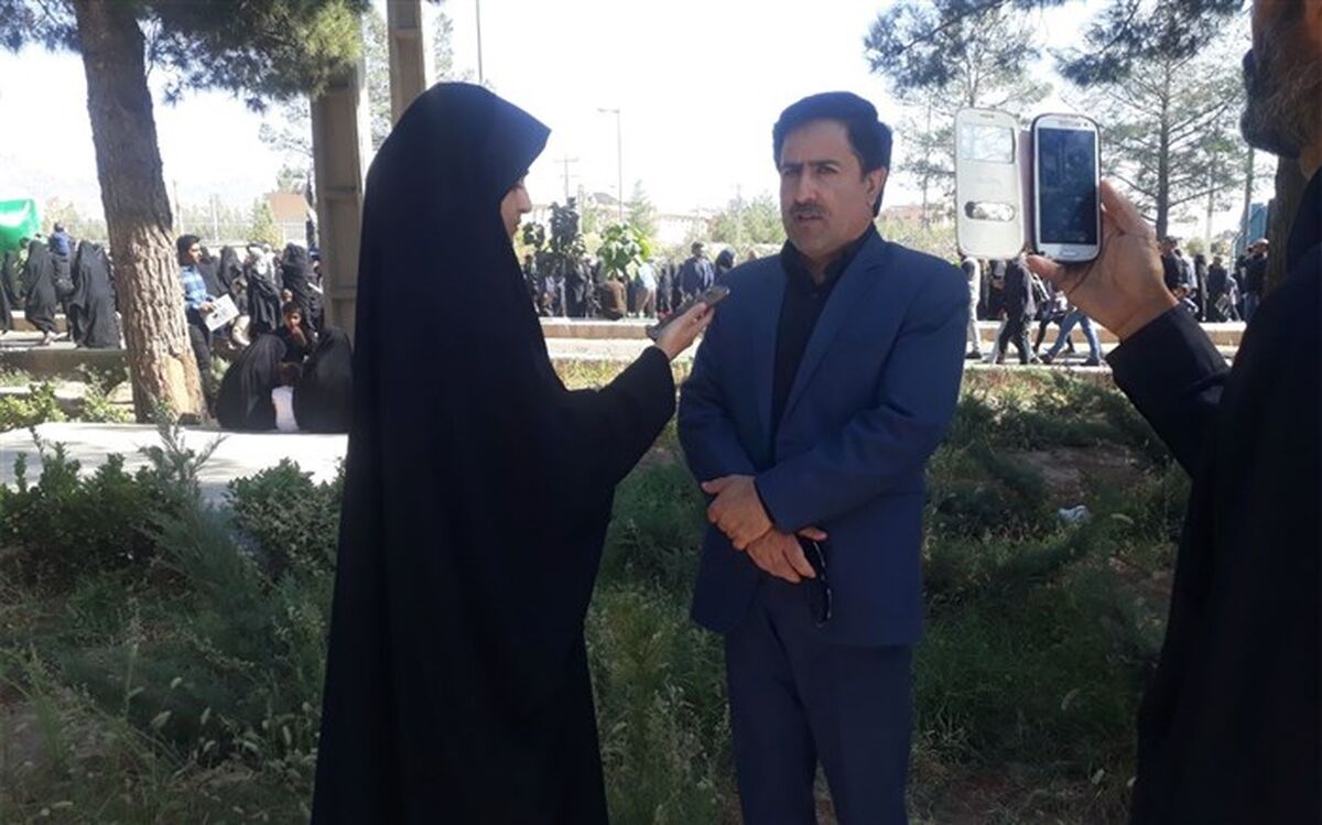 حضور دانش آموزان در پیاده روی اربعین  قطعا می تواند باعث ارتقاء آگاهی آنها بشود