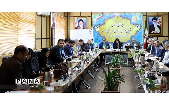 درّی: مدرسه اولین سطح از بدنه آموزش و پرورش برای پاسخگویی به اولیا و دانش آموزان است