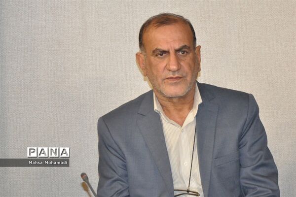 نشست بررسی طرح گردشگری دانش‌آموزی با حضور معاون سیاسی امنیتی استانداری مازندران