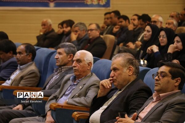همایش استانی هفته پیوند اولیا و مربیان در مشهد