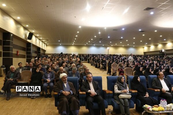 همایش استانی هفته پیوند اولیا و مربیان در مشهد