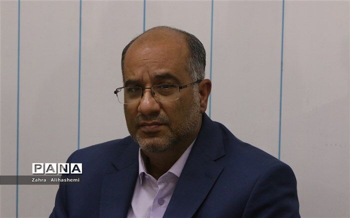 معاون پرورشی شهر تهران:‌ شورای دانش‌آموزی تبلور عینی دموکراسی است