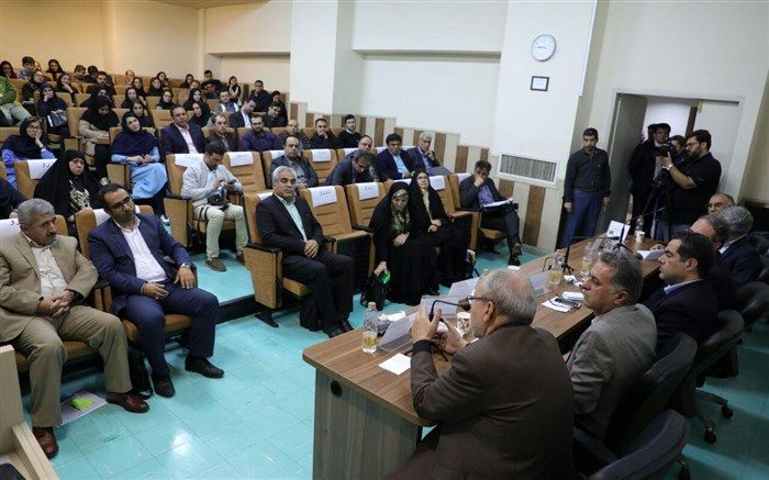 نمایندگان مجلس و کارشناسان آموزش: رفع انحصار از زبان انگلیسی غیرقابل اجرا و خلاف عدالت آموزشی است