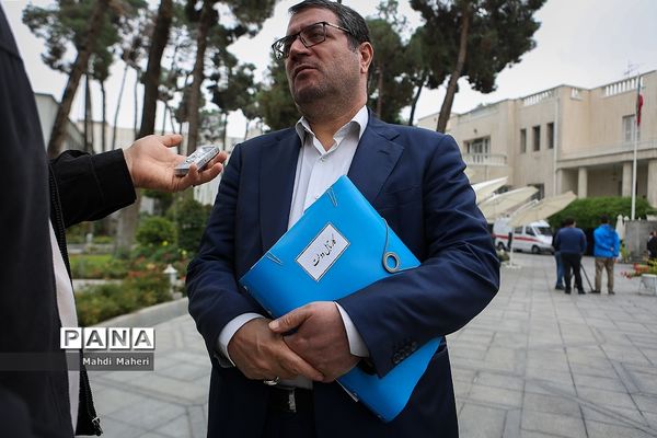 حاشیه جلسه هیات دولت