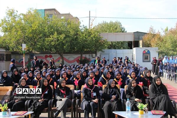 انتخابات شوراهای دانش آموزی در منطقه تبادکان مشهد