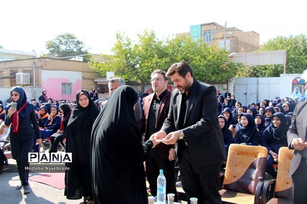 انتخابات شوراهای دانش آموزی در منطقه تبادکان مشهد