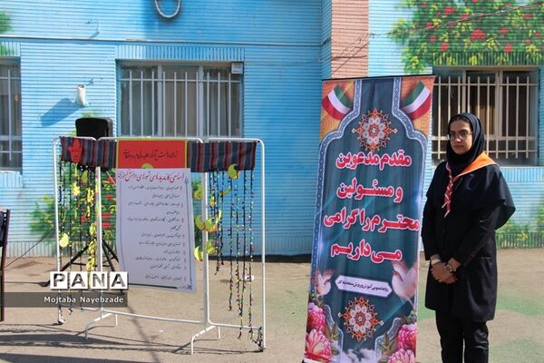 انتخابات شوراهای دانش آموزی در منطقه تبادکان مشهد