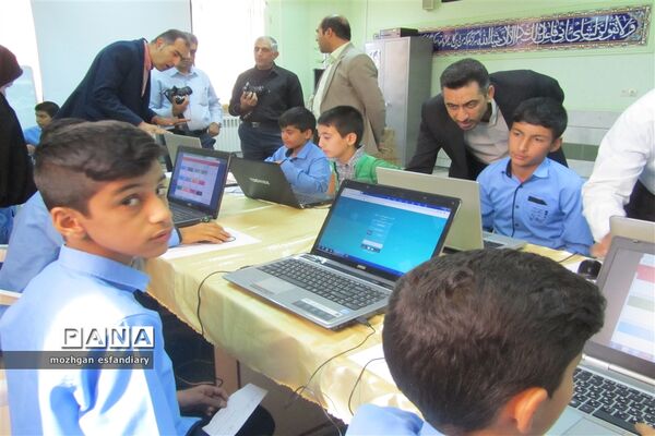 برگزاری انتخابات الکترونیکی شورای دانش‌آموزی در مدارس نی ریز