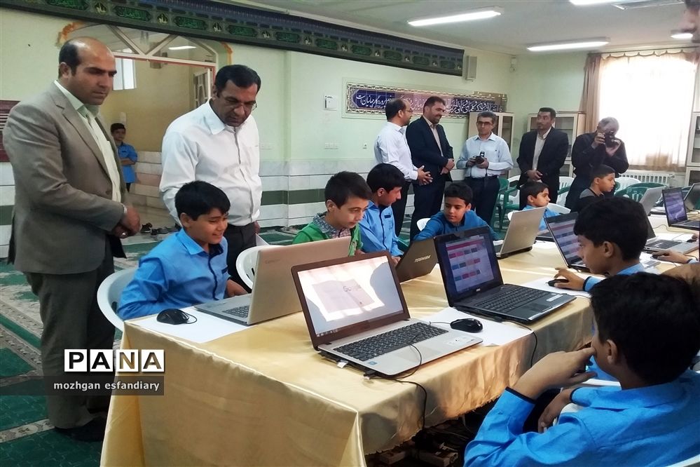 برگزاری انتخابات الکترونیکی شورای دانش‌آموزی در مدارس نی ریز