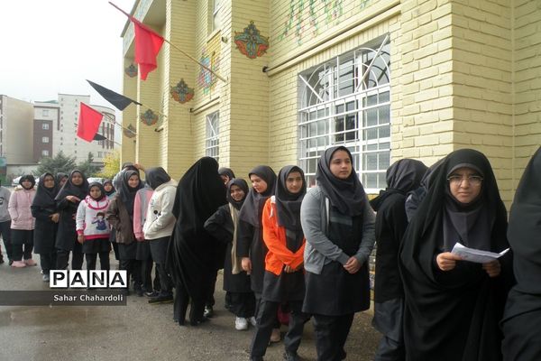 مراسم نمادین انتخابات شورای دانش‌آموزی