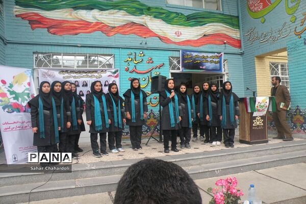 مراسم نمادین انتخابات شورای دانش‌آموزی