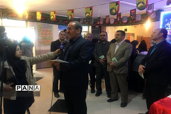 مراسم نمادین انتخابات شورای دانش‌آموزی