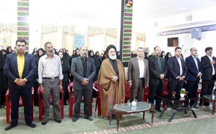 برگزاری مراسم  هفته پیوند اولیا ومربیان درمروست