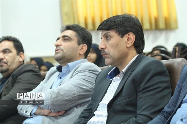 بازدید مسئولان سازمان دانش‌آموزی از استان قم