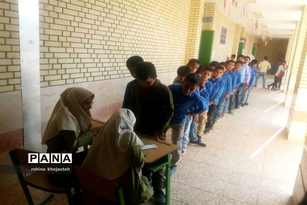برگزاری انتخابات شورای دانش‌آموزی در مدارس شهرستان خنج