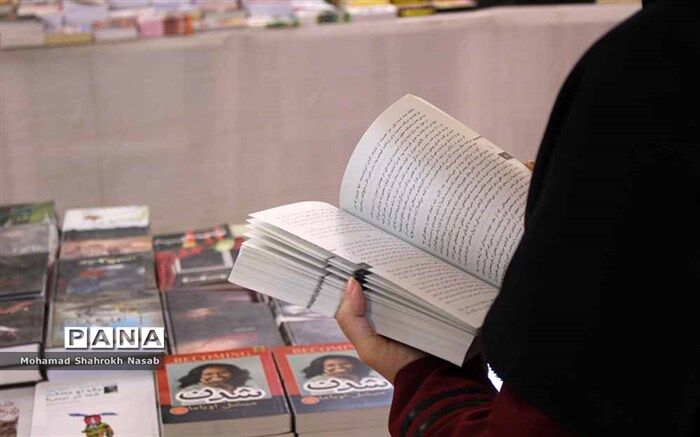 افتتاح نمایشگاه کتاب با 5000عنوان کتاب در محل سازمان دانش آموزی خوزستان
