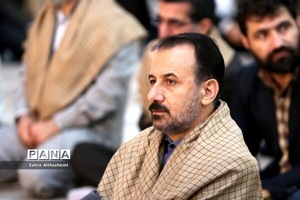 آیین افتتاحیه سراسری راهیان نوردانش آموزی کشوری در حرم مطهر امام(ره)