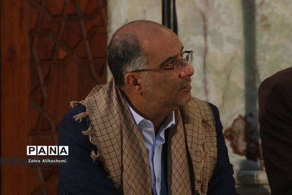 آیین افتتاحیه سراسری راهیان نوردانش آموزی کشوری در حرم مطهر امام(ره)