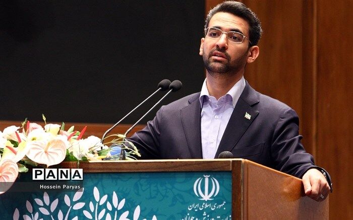 وزیر ارتباطات: فردا شب خبرهای خوبی در مورد شرکت‌های ارزش افزوده داریم