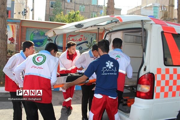 مانور پدافند غیرعامل در شهرستان بهارستان