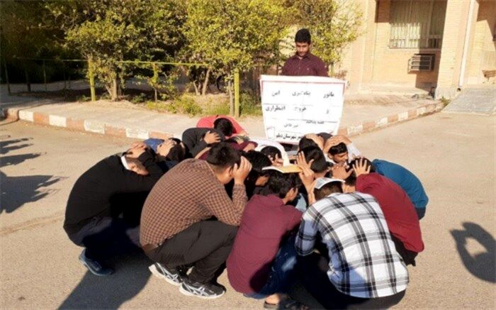 زنگ آغاز هفته پدافند غیر عامل در مدارس دیلم نواخته شد