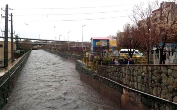 آمادگی ۲۵۸ نیروی هلال‌احمر استان تهران برای مواجهه با سیل احتمالی