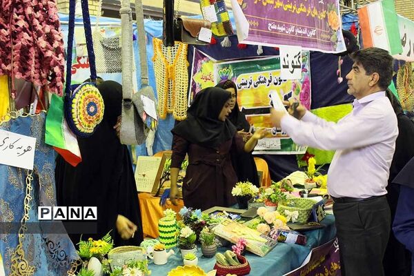 افتتاح نمایشگاه دستاوردهای کانون‌های فرهنگی تربیتی استان خوزستان