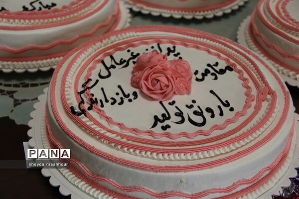 نواخته شدن زنگ استکبار ستیزی در مدارس شهرری
