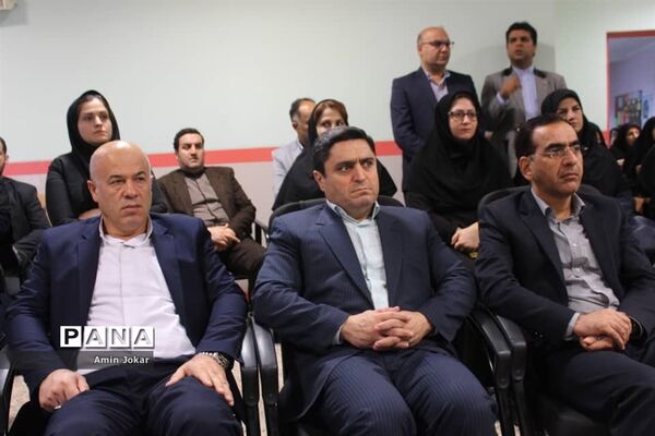 آیین نواختن زنگ هفته پدافند غیرعامل در میاندرود