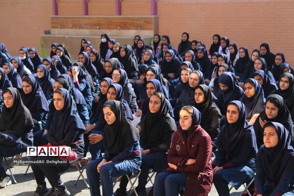 افتتاح مدرسه علوی در شهرستان بهارستان