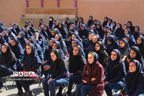 افتتاح مدرسه علوی در شهرستان بهارستان