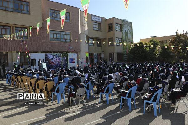 نواخته شدن زنگ استکبارستیزی در مدارس فارس