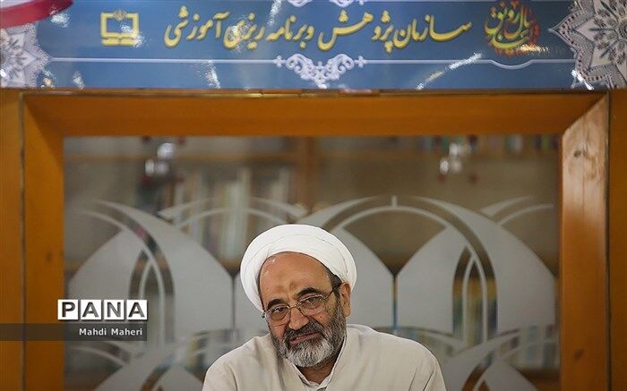 ذوعلم:آموزش زبان‌های خارجی یکی از ١١حوزه تربیت و یادگیری برنامه درس ملی است