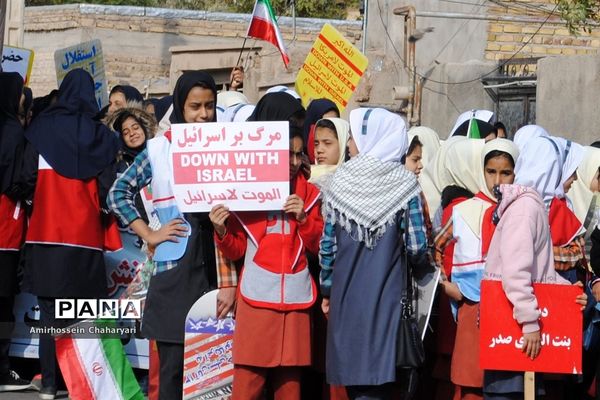 برگزاری راهپیمایی روز 13 آبان در شهرستان تایباد