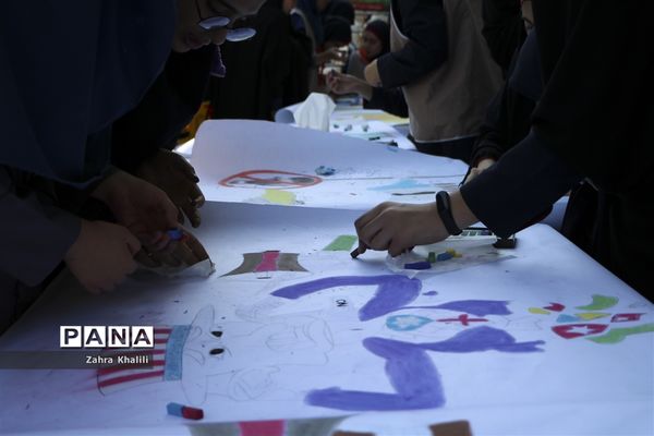 راهپیمایی 13 آبان در شیراز