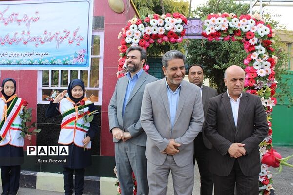 نواخته شدن زنگ استکبار ستیزی در شهرستان اسلامشهر