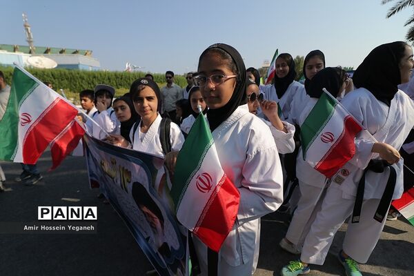 مراسم راهپیمایی 13 آبان در جزیره کیش