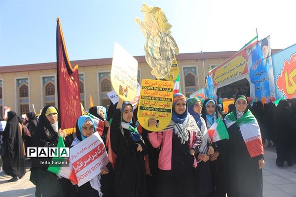 راهپیمایی 13 آبان درتبریز - 3
