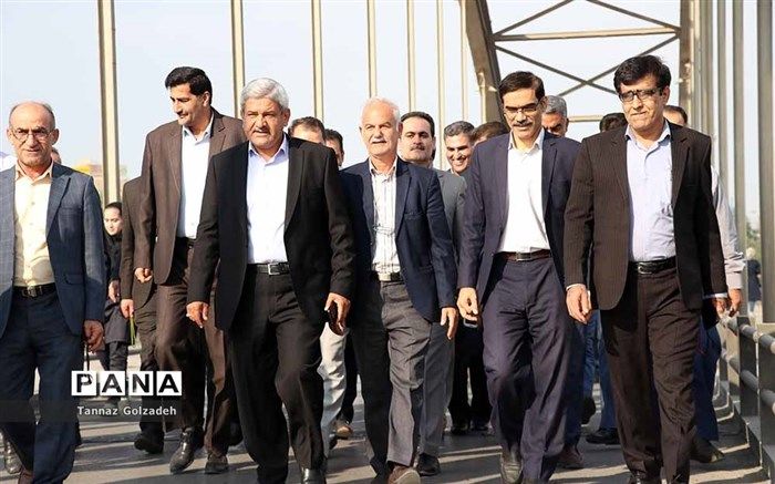 ملت ایران با حضور پرشکوه در راهپیمایی 13 آبان بار دیگر وحدت خویش را در عرصه بین المللی به نمایش می گذارند