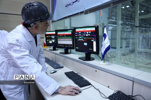 بازدید رئیس سازمان انرژی اتمی از تاسیسات مجتمع غنی سازی نطنز
