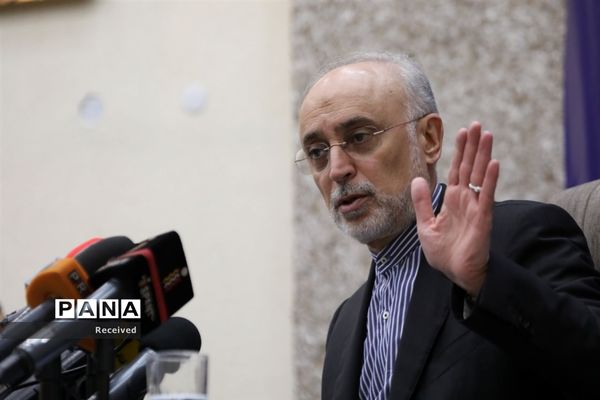 بازدید رئیس سازمان انرژی اتمی از تاسیسات مجتمع غنی سازی نطنز