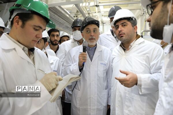 بازدید رئیس سازمان انرژی اتمی از تاسیسات مجتمع غنی سازی نطنز