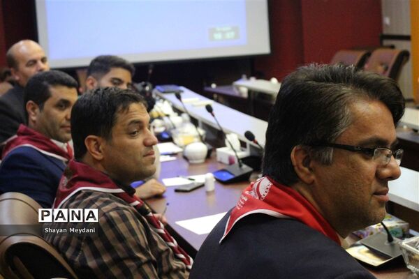 نشست مجامع مربیان و اعضاء سازمان دانش‌آموزی شهرستان‌های استان تهران